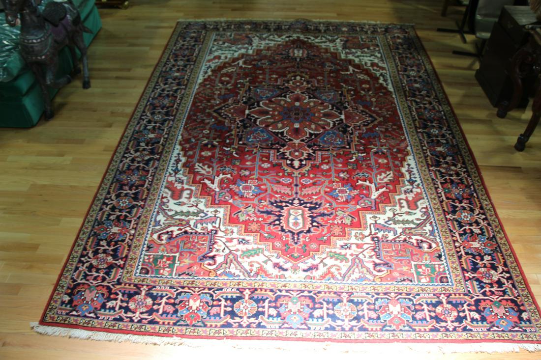 Antique And Finely Hand Woven Heriz Carpet. (1 of 8)