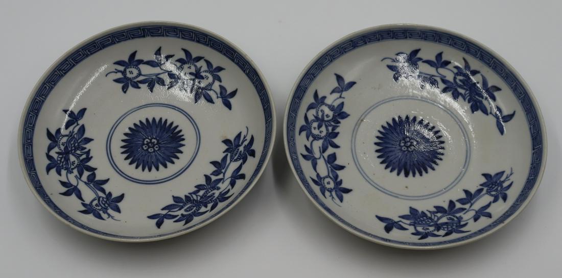 (2) 18th Century Chinese Blue and White Plates. (1 of 7)