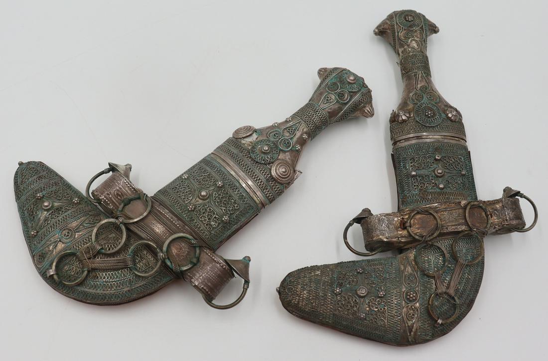SILVER. Pair of Omani Silver Filigree Daggers. (1 of 11)