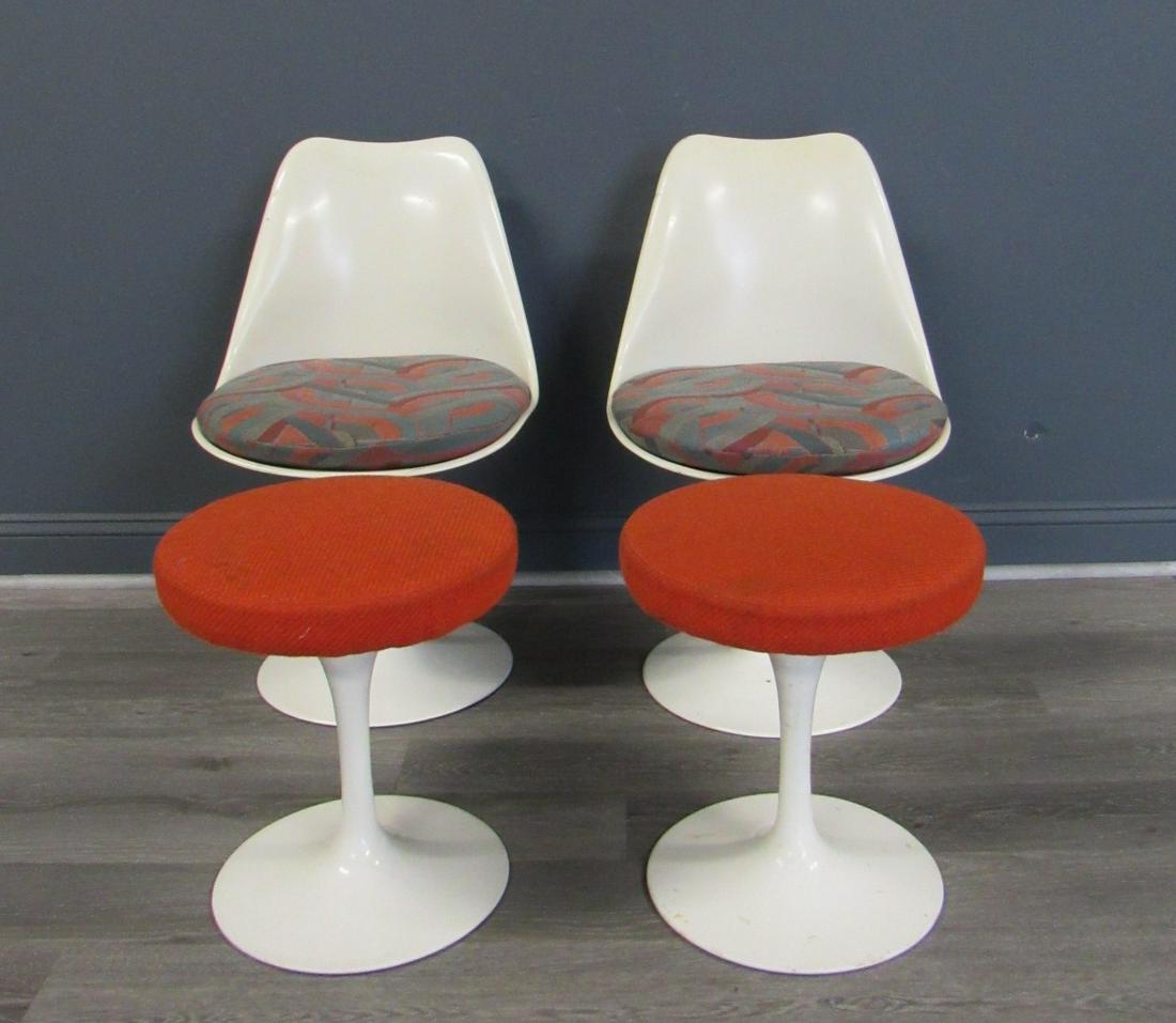 Midcentury Pair Of Knoll Saarinen Tulip Chairs & (1 of 6)
