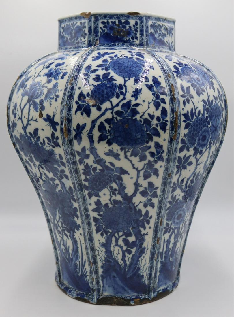 Large and Unusual 17th Century Delft Vase. (1 of 14)