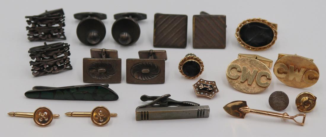 JEWELRY. Men's Gold and Silver Accessories Group. (1 of 15)