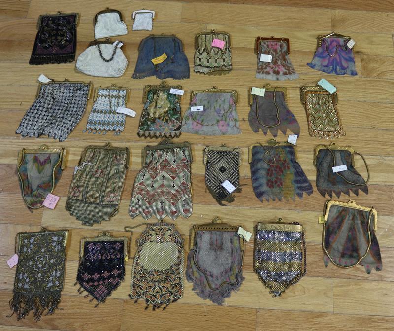 Assorted Grouping of (26) Antique/Vintage Purses. (1 of 9)