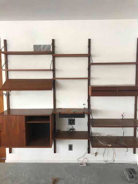 Midcentury Teak Cado Style Wall Unit. (1 of 3)