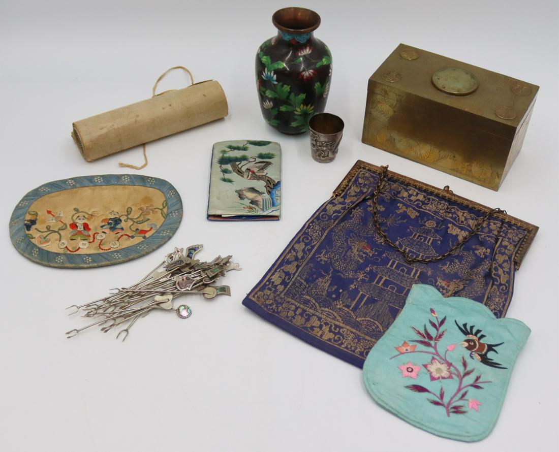 SILVER. Assorted Asian Tablewares Inc. Silver. (1 of 14)