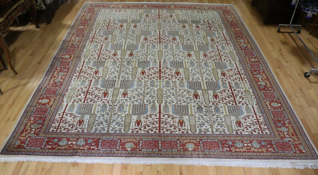 Vintage And Finely Hand Woven Roomsize Carpet. (1 of 7)