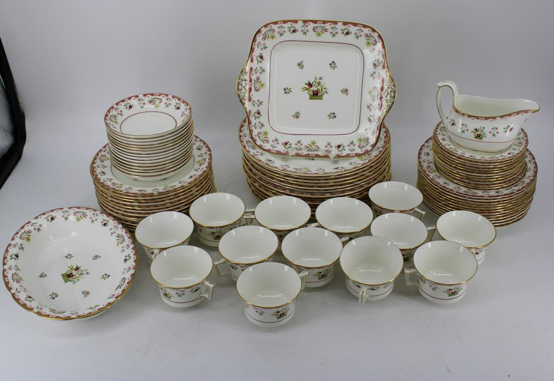 Wedgwood " Bianca " Porcelain Service For 12: To include 13 plates (11"), 13 plates (8.25"), 12 plates (6"), 12 bowls (8"), 13 cups (3.5" dia), 14 saucers (5.75" dia), 1 platter (11"), sauceboat (6.5" w) an