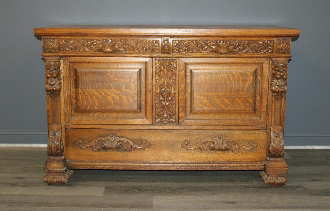 Horner Quality Carved Golden Oak Server. (1 of 6)