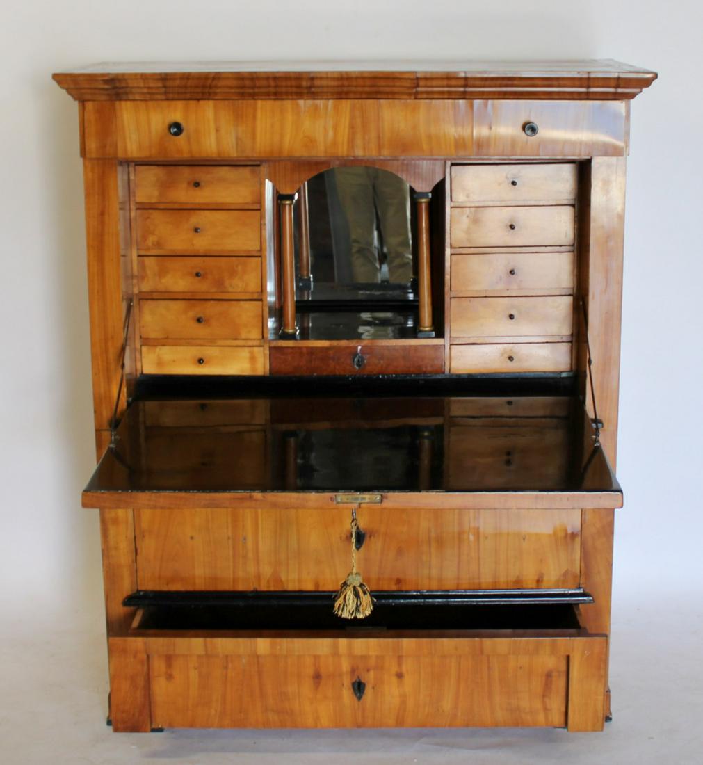 Biedermeier Drop Front Desk, Secretaire Abattant. (1 of 8)