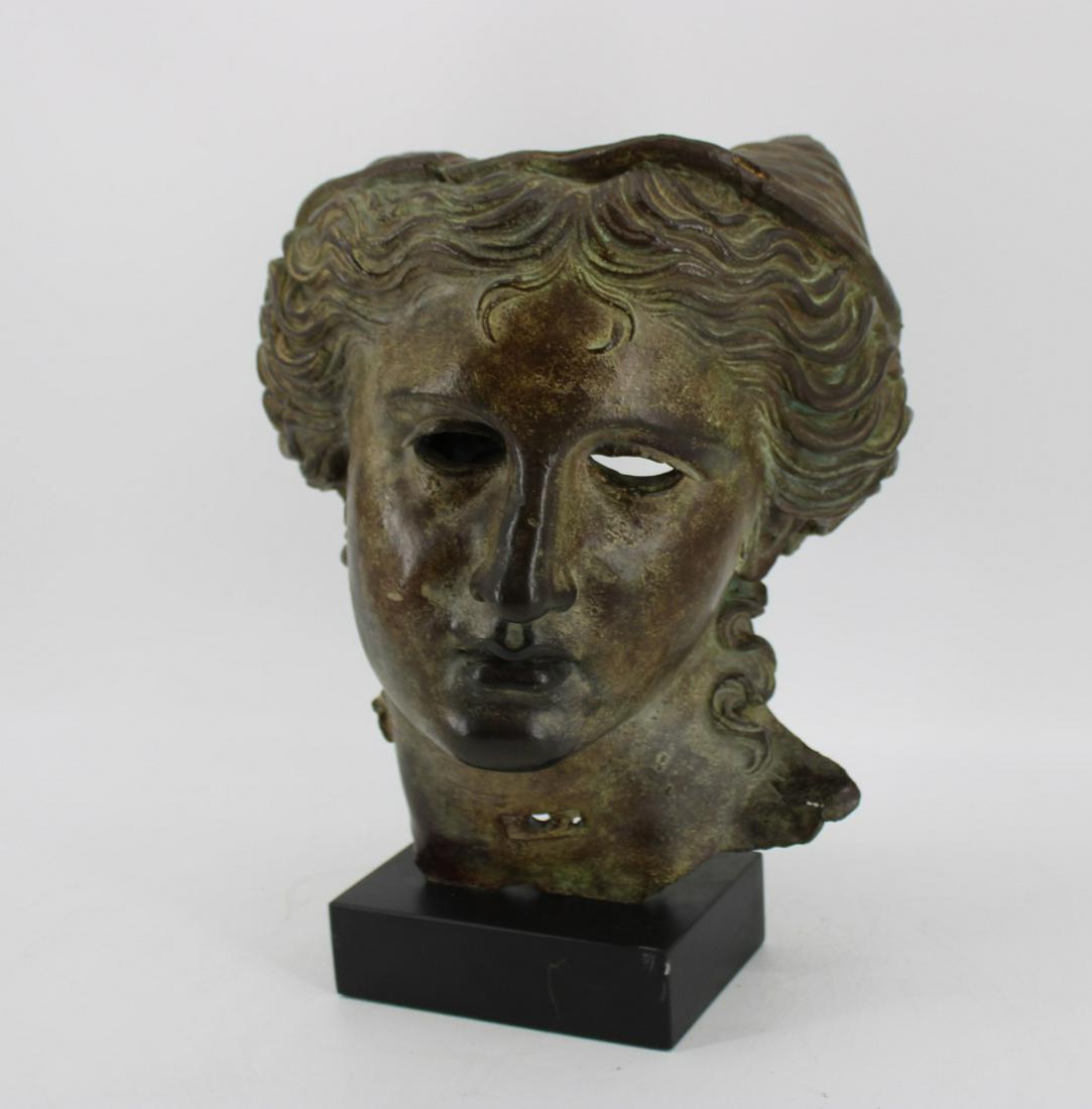 Vintage Patinated Classical Bronze Bust On Stand. (1 of 8)