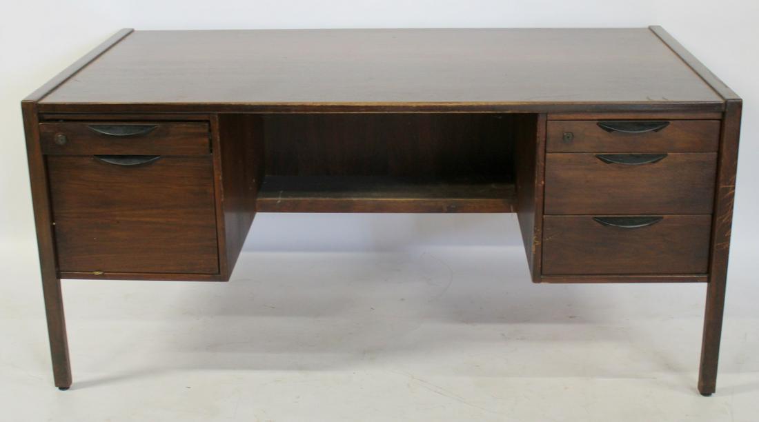 Midcentury Jens Risom Desk. (1 of 6)
