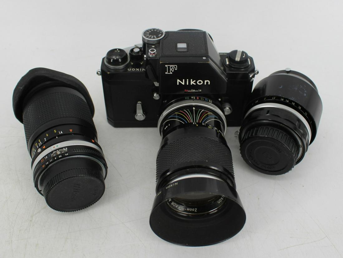 Vintage Nikon F Black Body Camera With 3 Lenses (1 of 4)