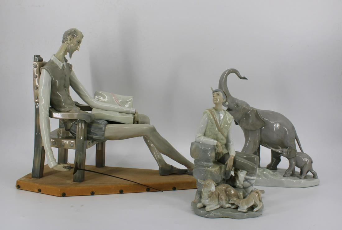3 Large Lladro Porcelain Figures . (1 of 6)