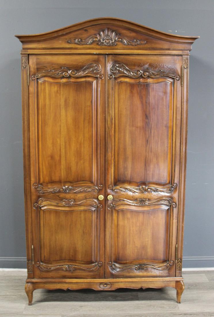 Vintage French Provincial Armoire. (1 of 7)