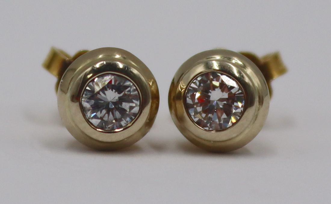 JEWELRY. Pair of Round Brilliant Cut Diamond Stud (1 of 6)