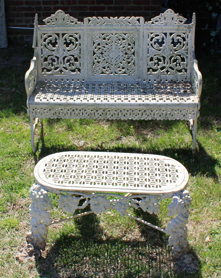 Antique Cast Iron Garden Bench & Table. (1 of 11)