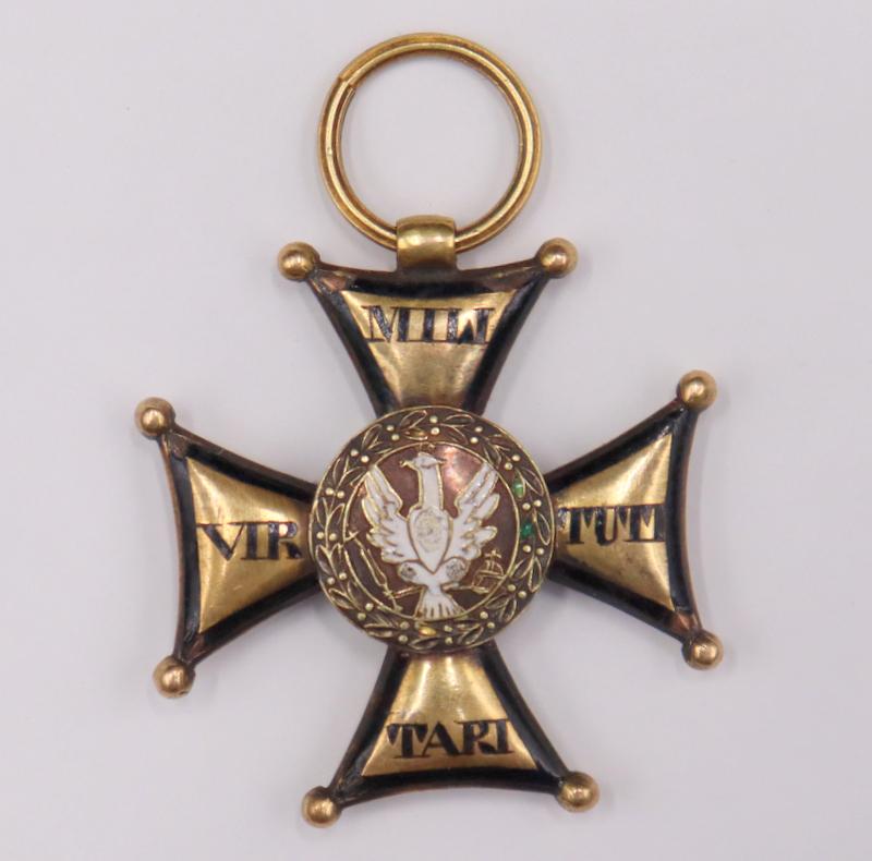 MILITARIA. Polish Order Virtuti Militari 14kt Gold (1 of 5)
