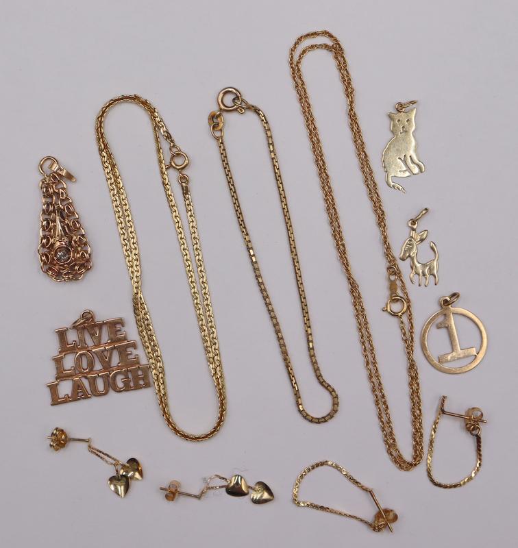 JEWELRY. Assorted Gold Jewelry Grouping. (1 of 11)