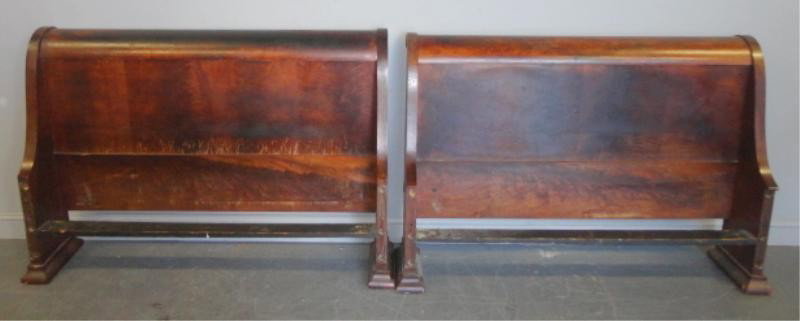 Victorian Mahogany Sleigh Bed.: From a 1240 Park Avenue, NY location. Dimensions: 59.5" wide x 82" deep x 41.5" high.