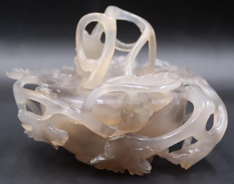 Ex-Bradshaw Collection Carved and Lidded Agate (1 of 12)