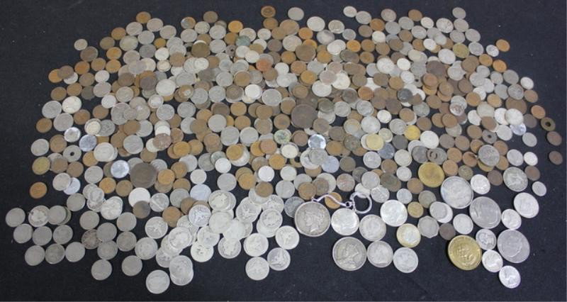 Large Lot of Unsorted Estate Coins.: Include 34 circa early 1900's quarters, 5 quarters ('43, '59 and '64), 17 silver dimes, a 1928 silver dollar, a 1925 Canadian dollar, 2 '64 Kennedy halves, 2 '67 large Chinese coins (probably silver) 