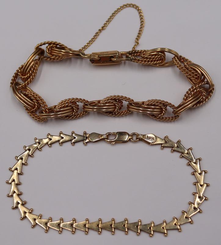 JEWELRY. (2) Vintage 14kt Gold Bracelets. (1 of 9)