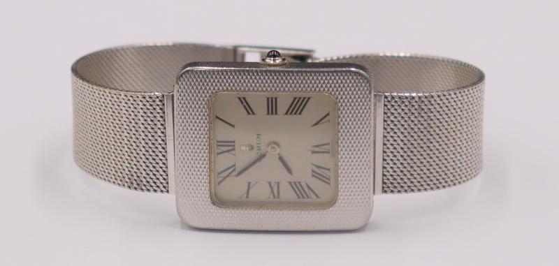 JEWELRY. Men's Vintage Corum 18kt Gold Watch. (1 of 17)