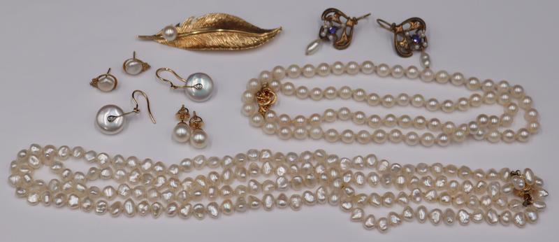 JEWELRY. 14kt Gold and Pearl Jewelry Grouping. (1 of 11)