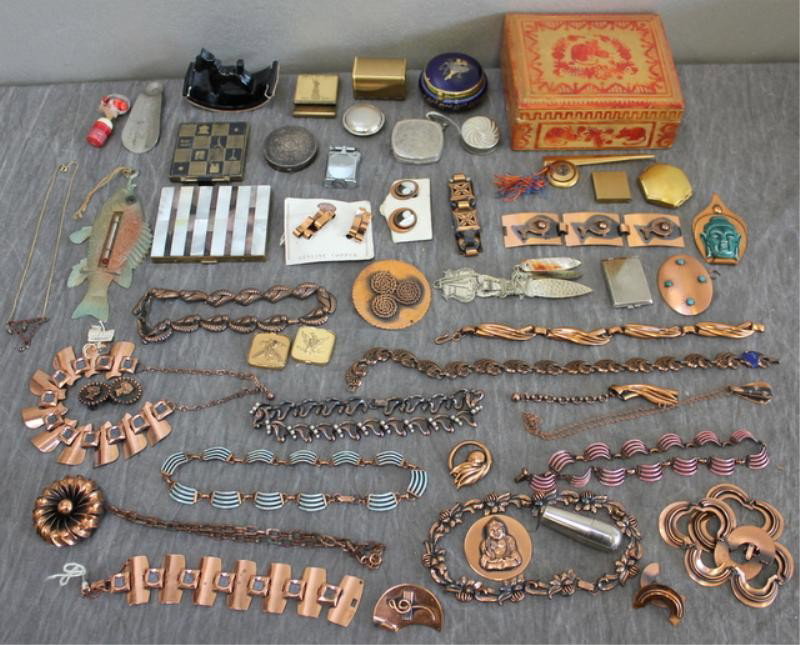 Tray Lot of Assorted Jewelry with Vintage Copper.: Includes vintage copper pins, etc; two 1939 World's Fair items, unusual thimble holder with sterling, compacts, a very unusual bakelite figural tape measurer, and a carved box, etc. From a Yorktown He