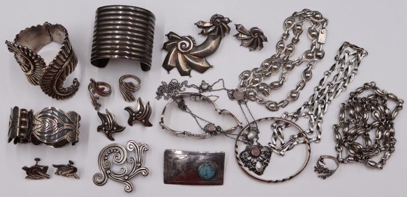 JEWELRY. Large Grouping of Silver Jewelry. (1 of 18)