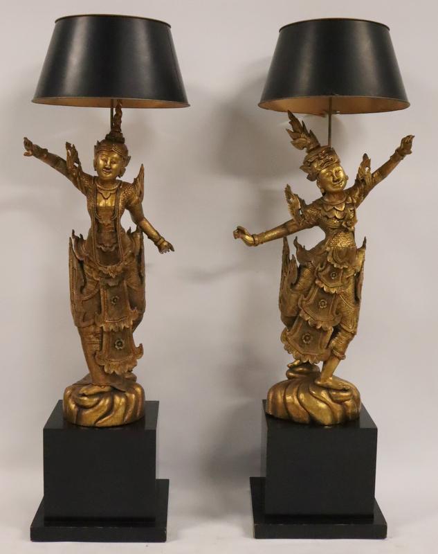 Large Pair of Midcentury Finely Carved Giltwood (1 of 17)