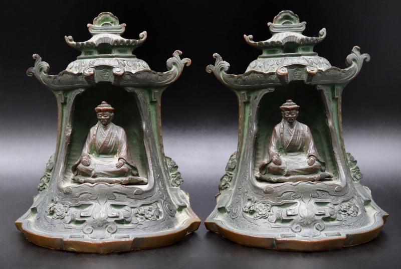 Pair of Bronze Orientalist Bookends. (1 of 8)