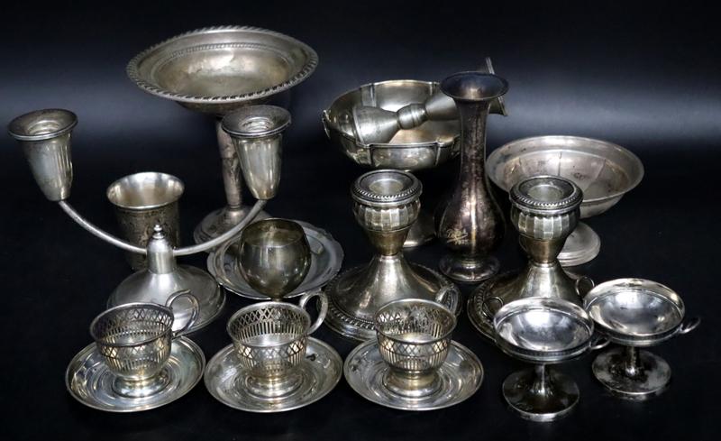 SILVER. Assorted Grouping of Sterling and Silver (1 of 17)