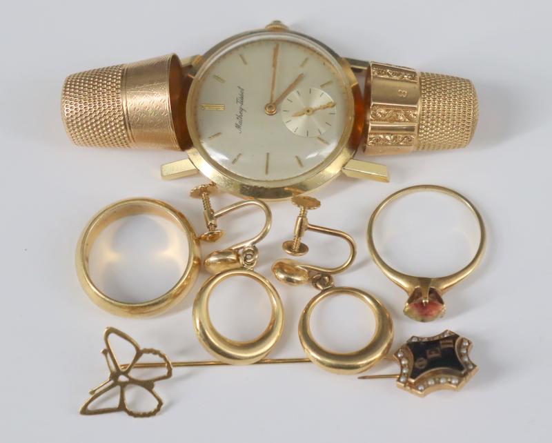 JEWELRY. Assorted Gold Jewelry Grouping. (1 of 20)