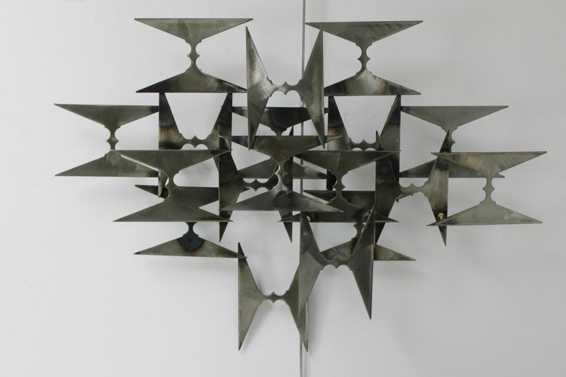 SIGNED MIDCENTURY BRUTALIST WALL SCULPTURE. (1 of 8)