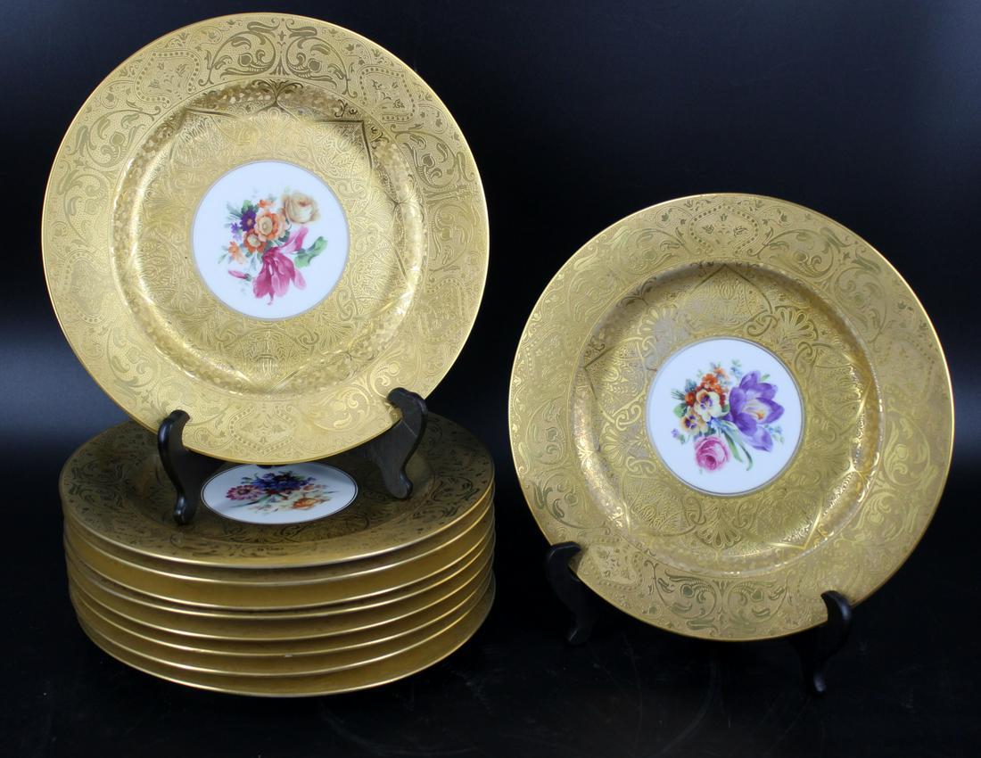 Royal Bavarian Hutschenreuther Selb Gilt Plates.: Service of 10 floral patterned plates with gilt decor. From a New Jersey estate. - Dimensions: 11" dia.