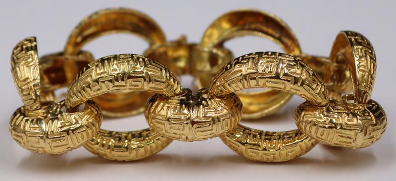 JEWELRY. Signed Chunky 18kt Gold Link Bracelet. (1 of 7)