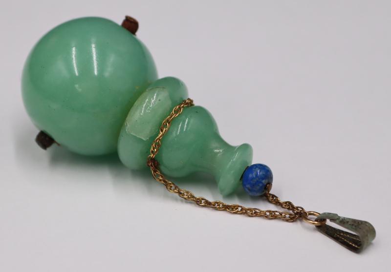 Asian Carved Jade Double Gourd Pendant. (1 of 7)
