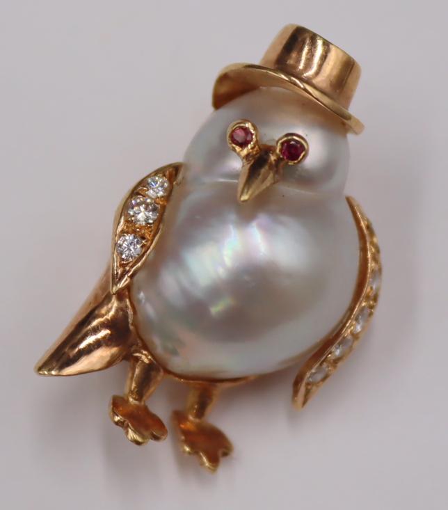 JEWELRY. 18kt Gold Pearl and Diamond Penguin (1 of 13)