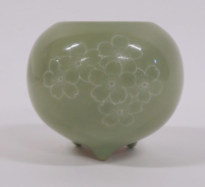 Signed Korean? Celadon Jar with Flowers. (1 of 7)