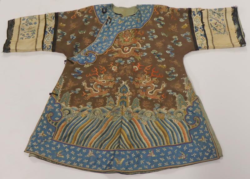 Chinese Embroidered Silk Dragon Robe.: Chinese embroidered silk, Imperial-style dragon robe; with some metallic thread. The front and back with a design of three writhing dragons and flaming pearls amid clouds, all above a typical lishui b