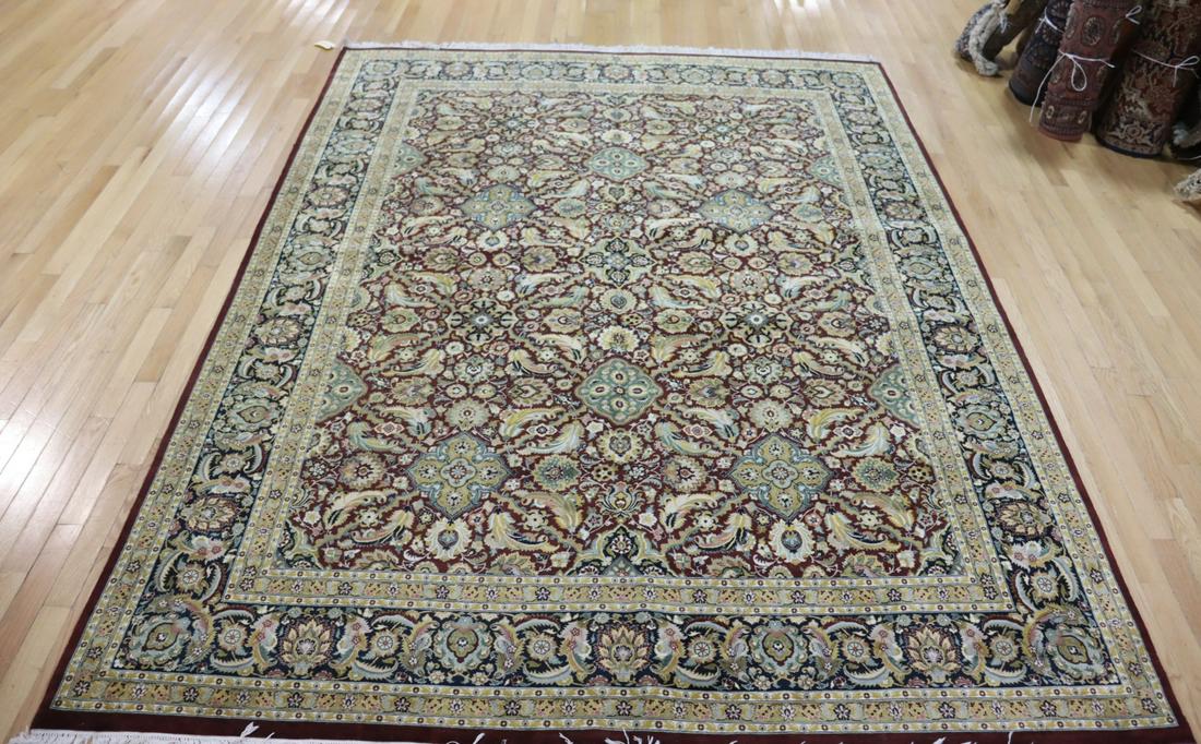Vintage & Finely Hand Knotted Carpet. (1 of 9)