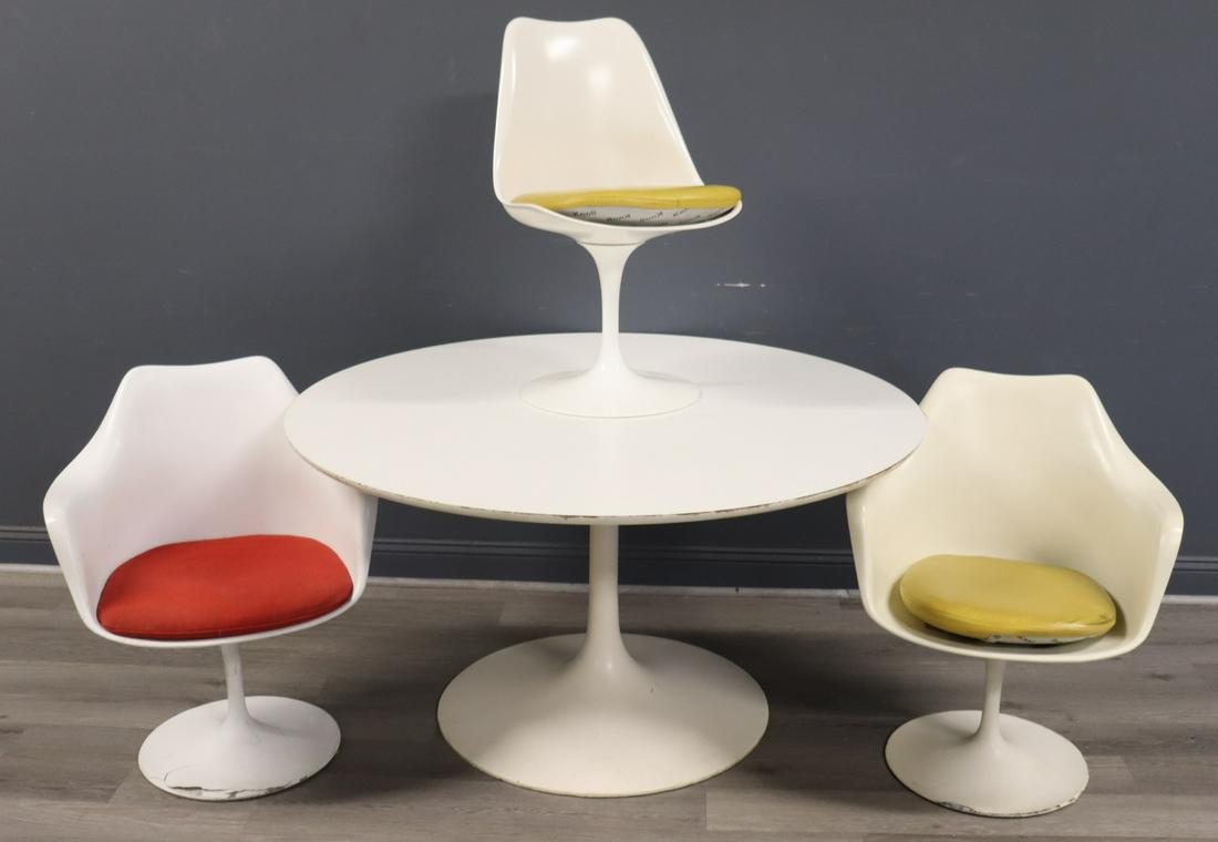 Midcentury Saarinen Style Tulip Table & (1 of 11)
