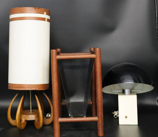 Metal Magazine Racks