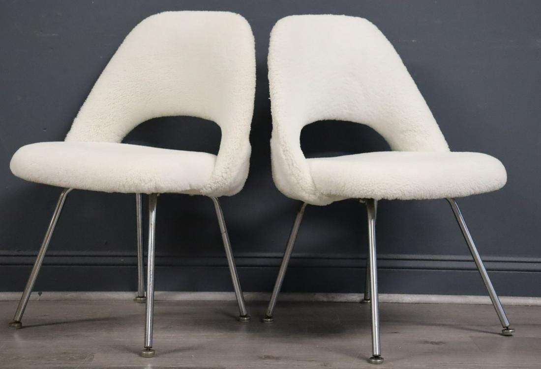 Pr of Knoll /Saarinen IBM Chairs. (1 of 6)