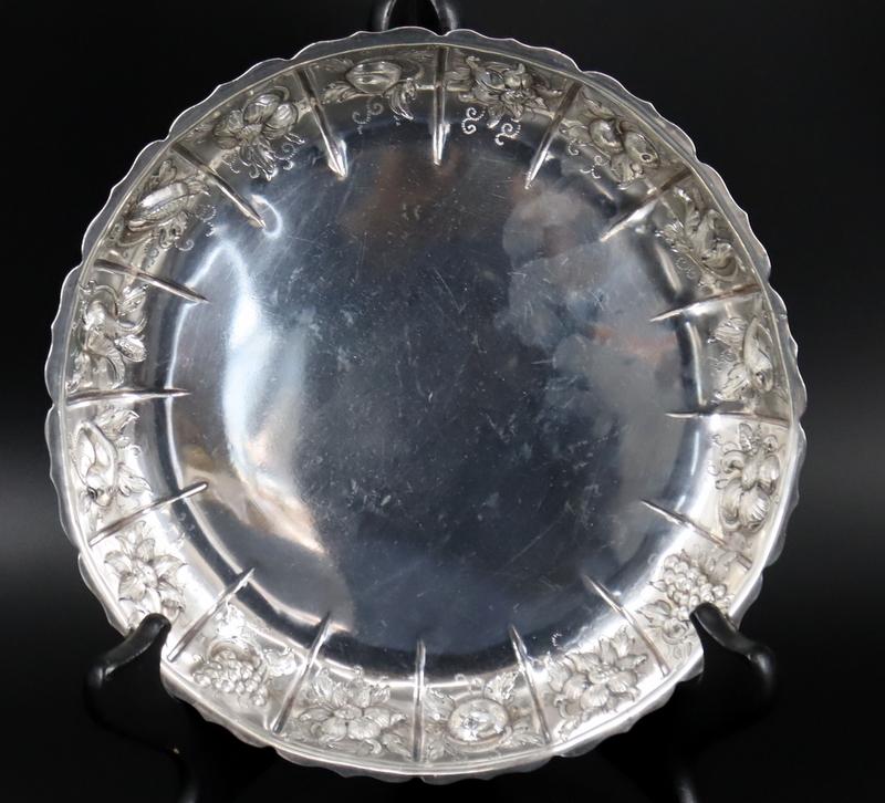 SILVER. Georgian Period English Silver Bowl. (1 of 8)