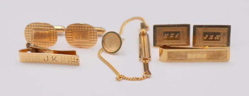 JEWELRY. Assorted Men's 14kt Gold Jewelry (1 of 15)