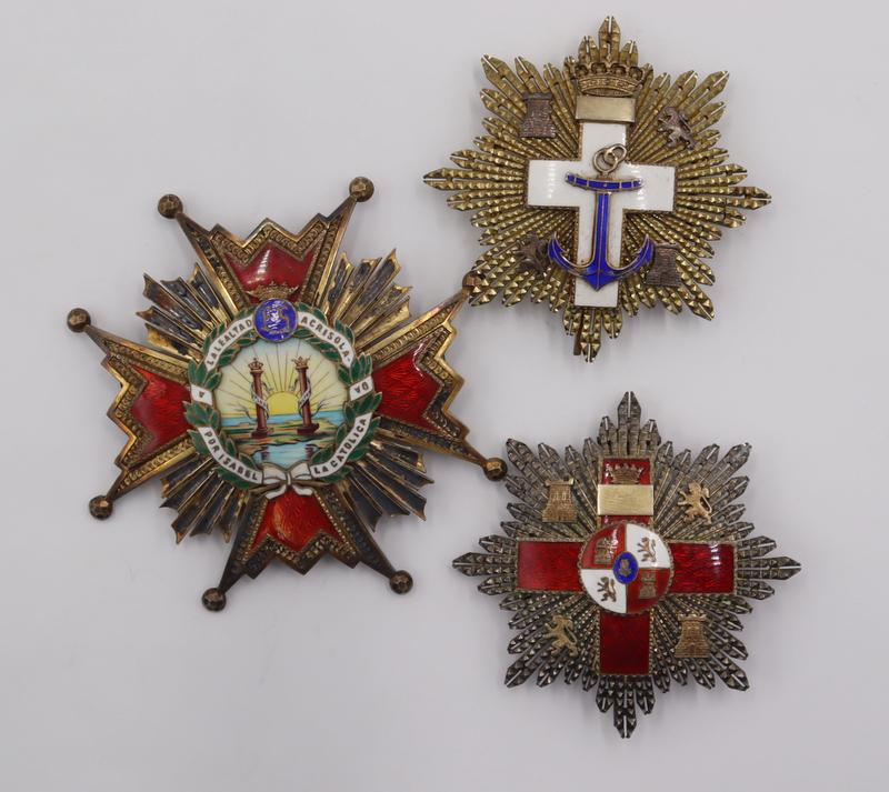 MILITARIA. Spain Espana WWII Breast Badges.: A collection of (3) silver and enamel Spanish Francoist State breast badges (stars). Including a silver gilt breast star for the Grand Cross of 'Cruz del Merito Naval' ('Order of Naval Merit) 3rd Clas