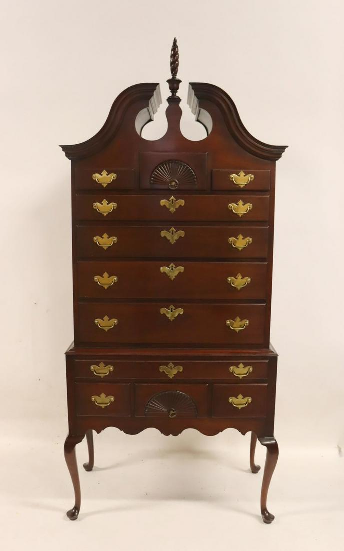 Hickory "James River Plantation" Bonnet Top.: Highboy. Nice original highboy in mahogany. From a Madison Ave NYC estate. - Dimensions: 82"H x 40" x 20" with finial 90"H