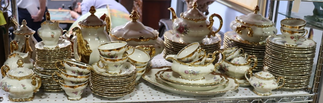 Large Lot Of Rosenthal "Pompadour" Porcelain (1 of 5)